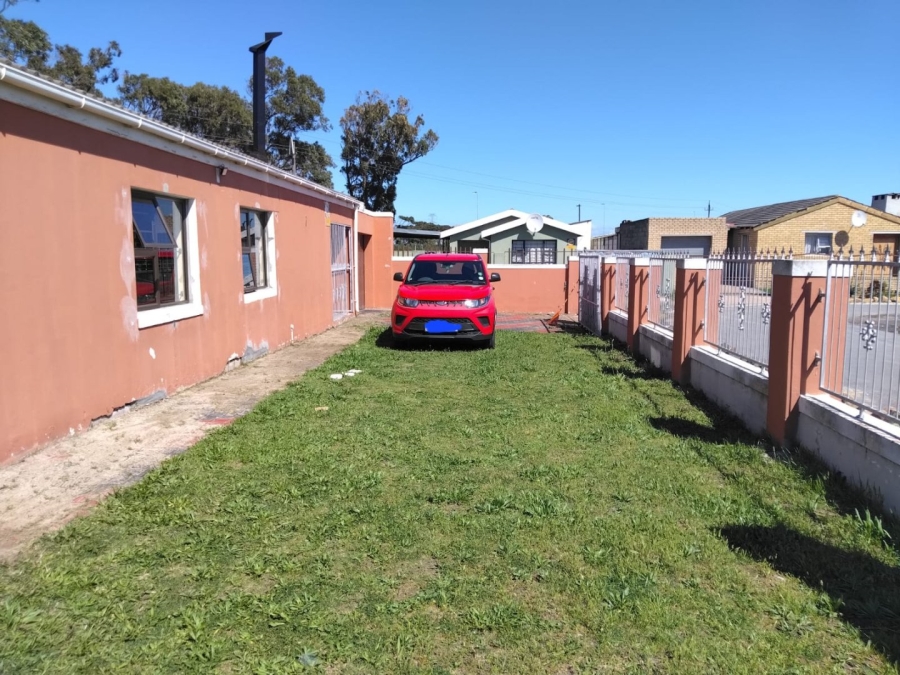 3 Bedroom Property for Sale in Eersterivier South Western Cape